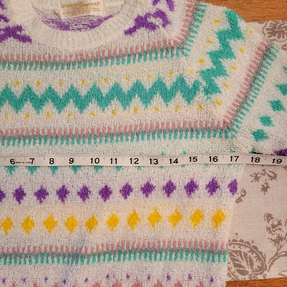 80s Vintage Retro Crewneck Sweater - Picture 4 of 6